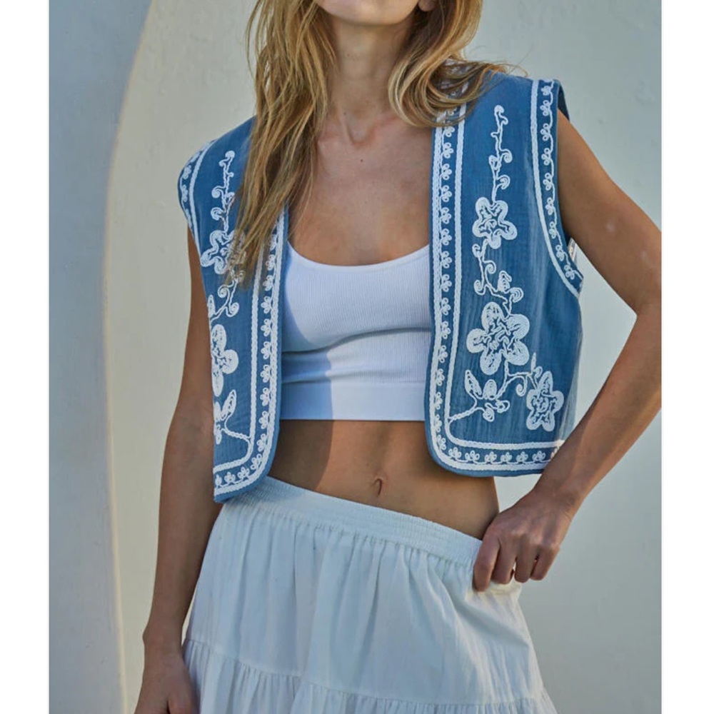 By Together Isles Floral Embroidered Blue Cotton Vest NWT